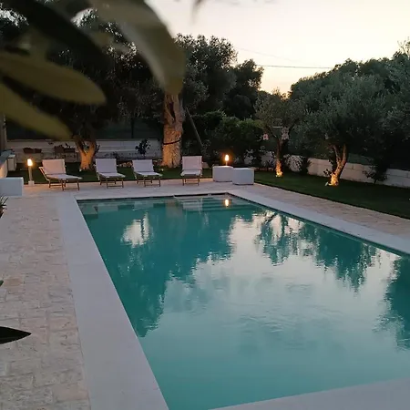 Il Vecchio Carrubo - Con Piscina A Sfioro Willa Macchia di Monte