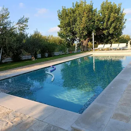 Villa Il Vecchio Carrubo - Con Piscina A Sfioro